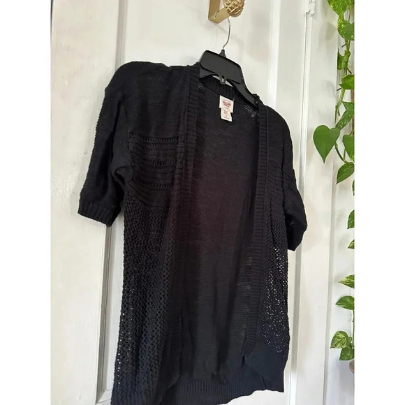 Mossimo Supply Co Women’s size Small black short cardigan - Picture 2 of 6